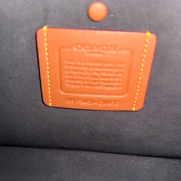 Coach Empire 40 *MAY BE WILLING TO TRADE* - Picture 3 of 6